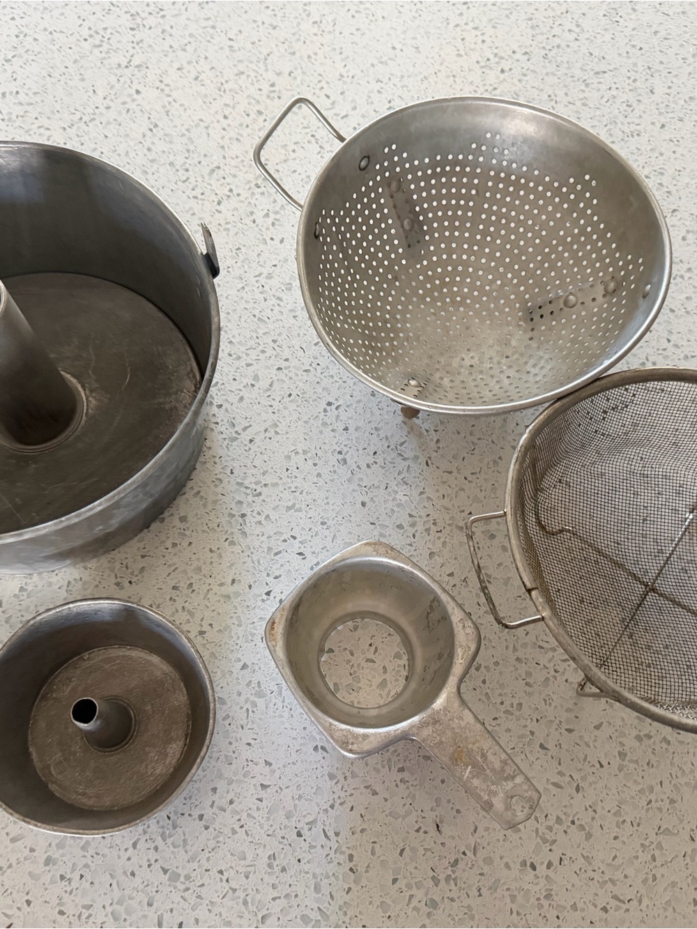 Vintage Stainless Steel Colander and Strainer Set - makes for great staging !